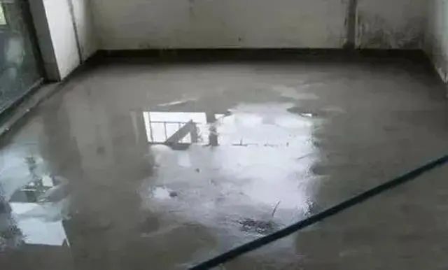 瓷磚膠施工時必須注意的“八不能”(圖4) 瓷磚膠施工時必須注意的“八不能”(圖4)